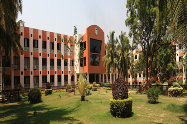 Nitte-Meenakshi-Institute-of-Technology-1